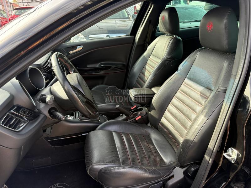 Alfa Romeo Giulietta 1.8 TBi Xenon Bose