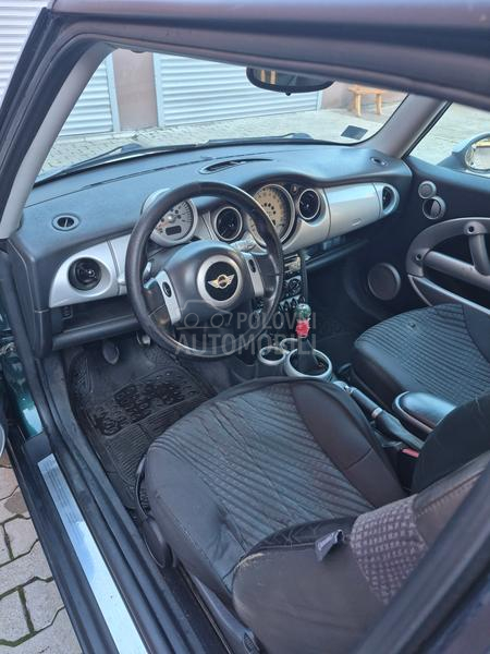MINI Cooper 1,6i