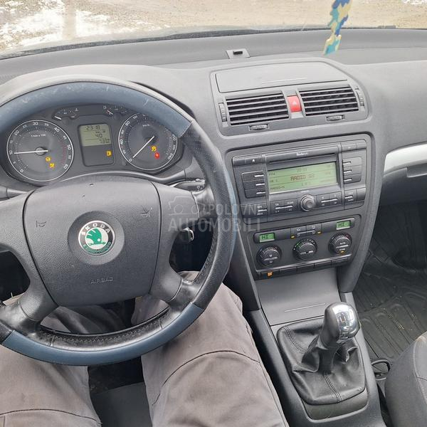 Škoda Octavia 1,9tdi -  kompletan auto u delovima