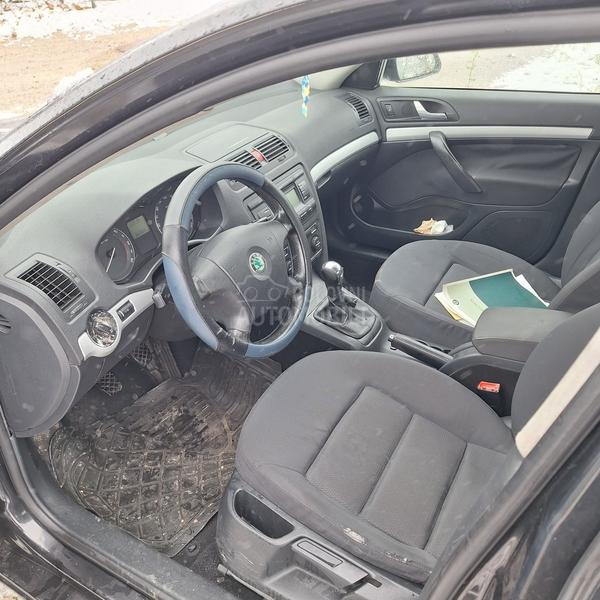 Škoda Octavia 1,9tdi -  kompletan auto u delovima