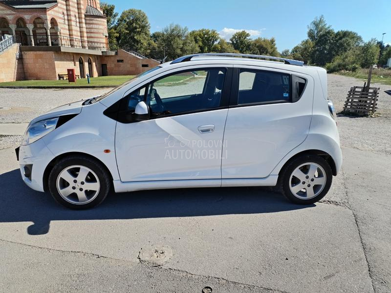 Chevrolet Spark 1.2 LT