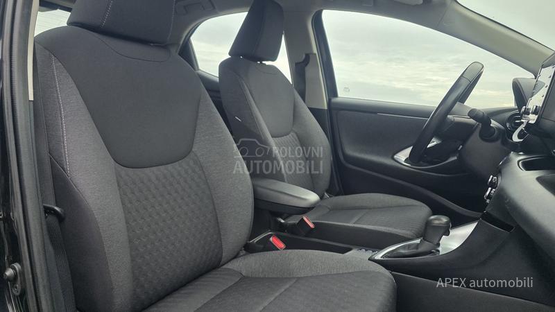 Toyota Yaris 1.5 Cvt Hybrid