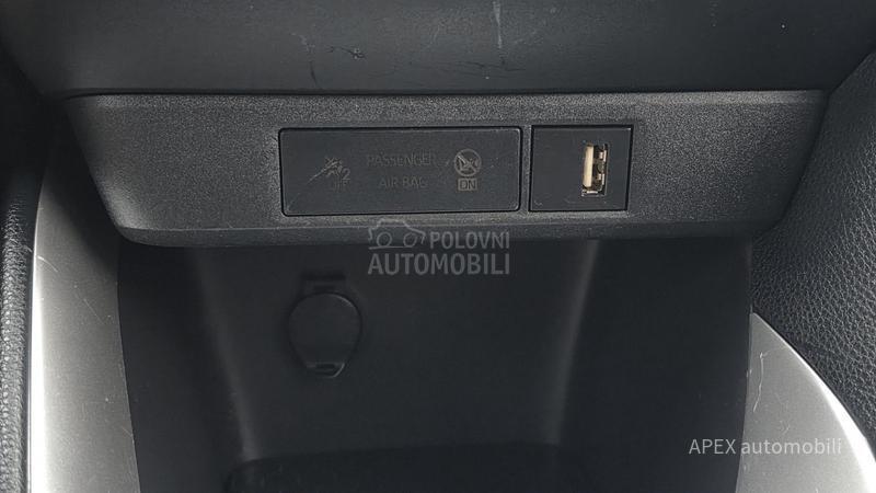 Toyota Yaris 1.5 Cvt Hybrid