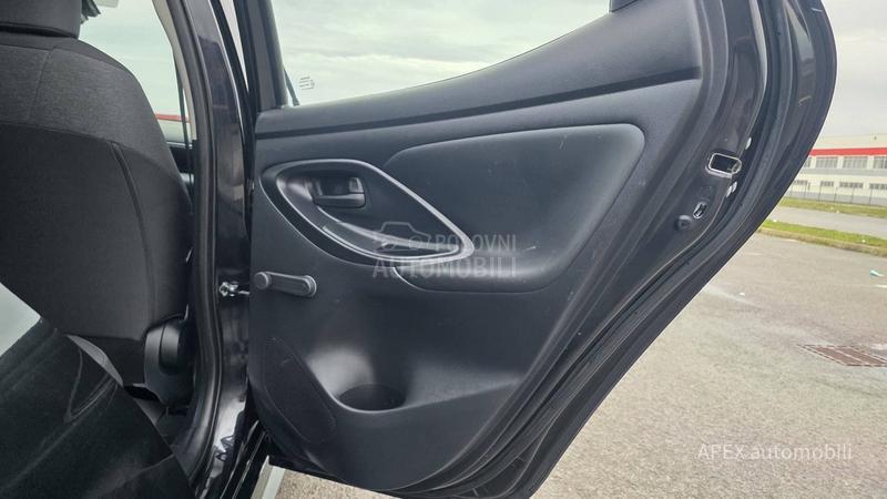 Toyota Yaris 1.5 Cvt Hybrid