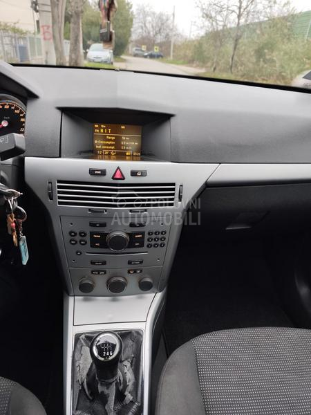 Opel Astra H GTC