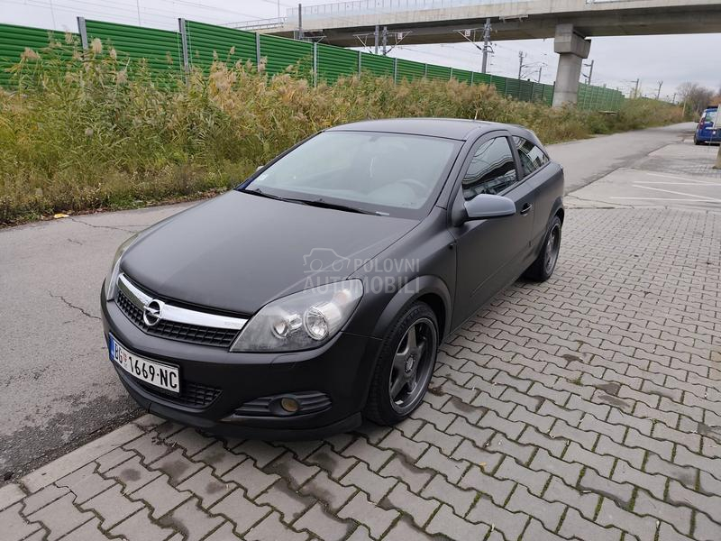 Opel Astra H GTC