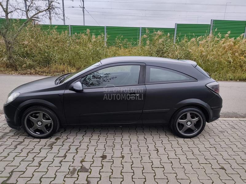 Opel Astra H GTC