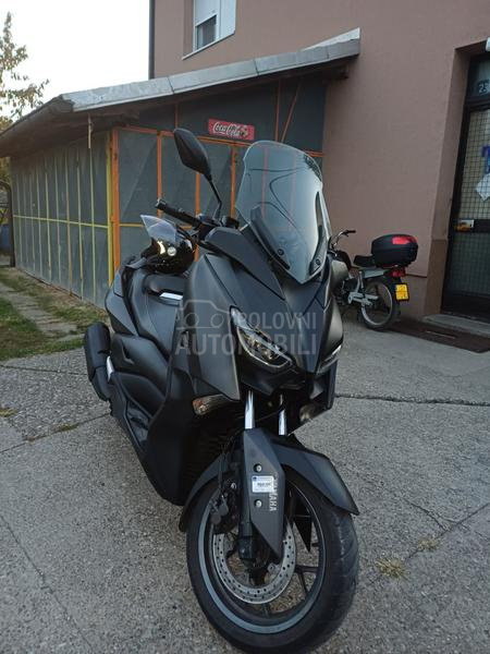Yamaha x max