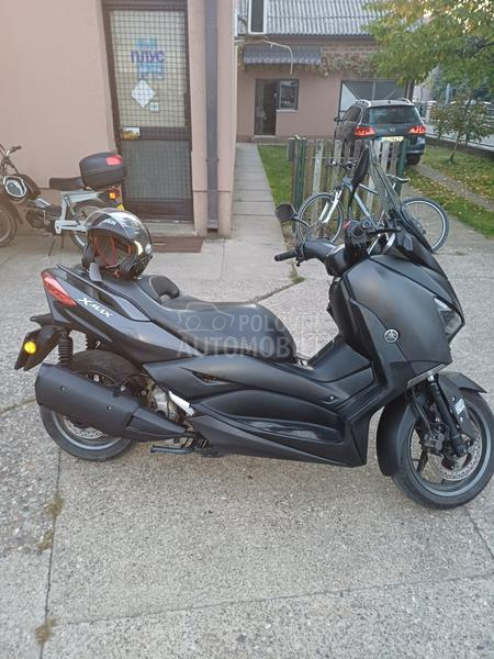 Yamaha x max