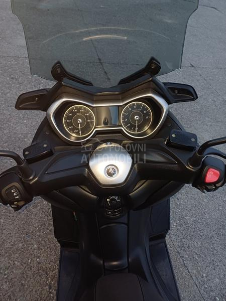 Yamaha x max