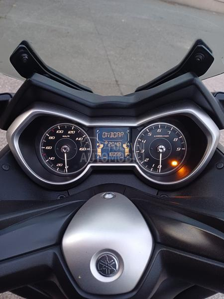 Yamaha x max