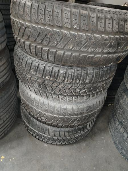 Pirelli 215/60 R16 Zimska