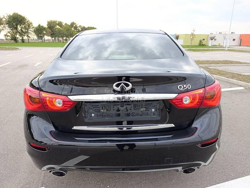 Infiniti Q50 
