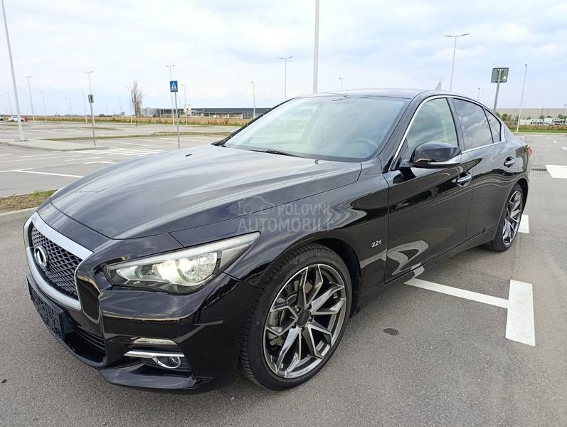Infiniti Q50 
