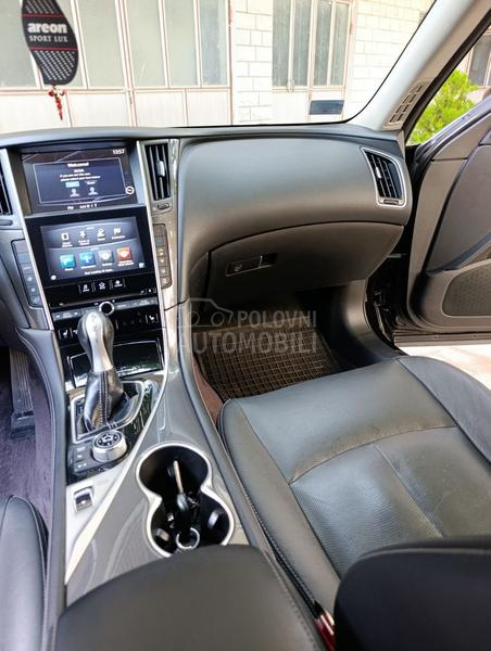 Infiniti Q50 