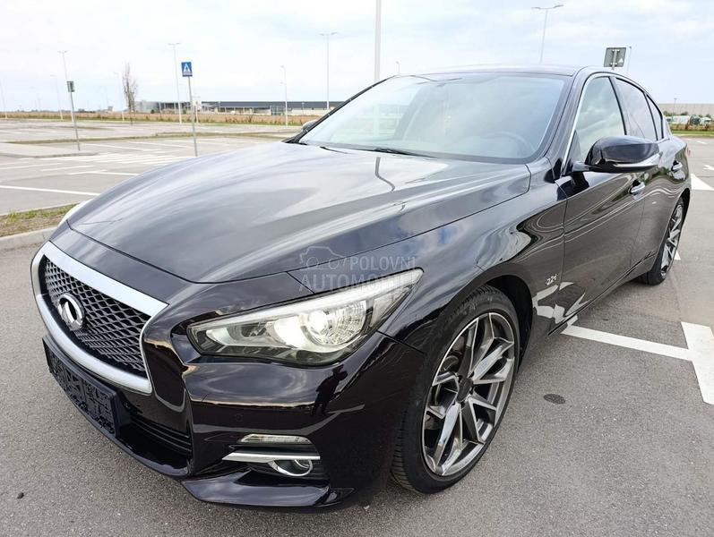 Infiniti Q50 