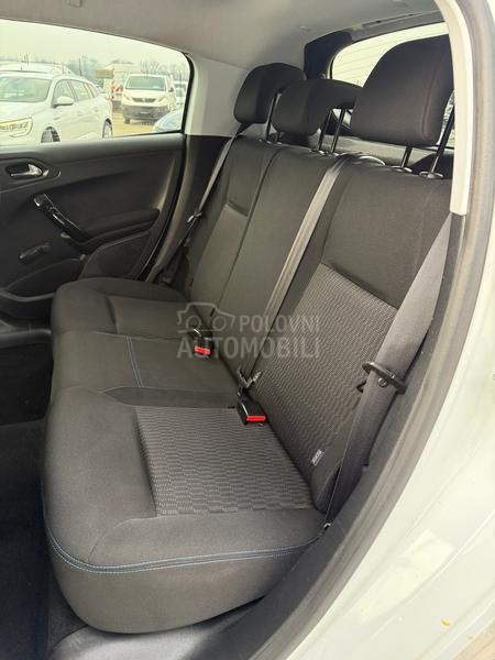 Peugeot 208 Style 1.2 PureTech
