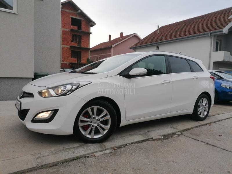 Hyundai i30 1.6crdi STYLE CH