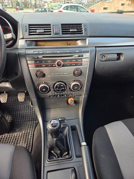 Mazda 3 2.0