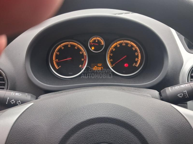 Opel Corsa D 1,2
