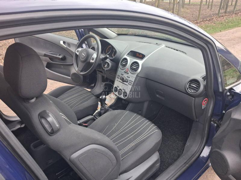 Opel Corsa D 1,2