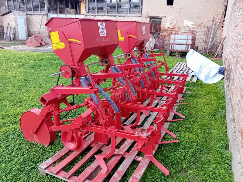 IMT četvororedni špartač