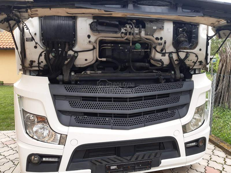 Mercedes Benz Actros 2542