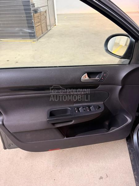 Volkswagen Golf 6 1.4 tsi