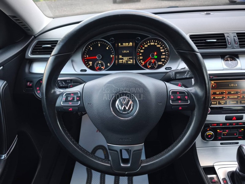 Volkswagen Passat B7 2.0 TDI DSG HIGHLINE