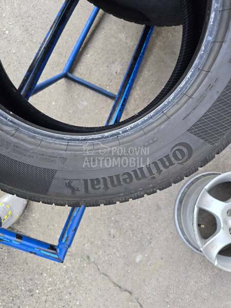 Continental 215/65 R16 Zimska