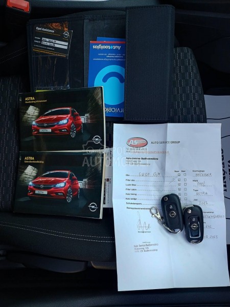 Opel Astra K 1.6 cdti Elegance