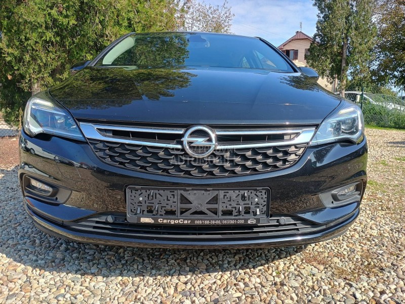 Opel Astra K 1.6 cdti Elegance