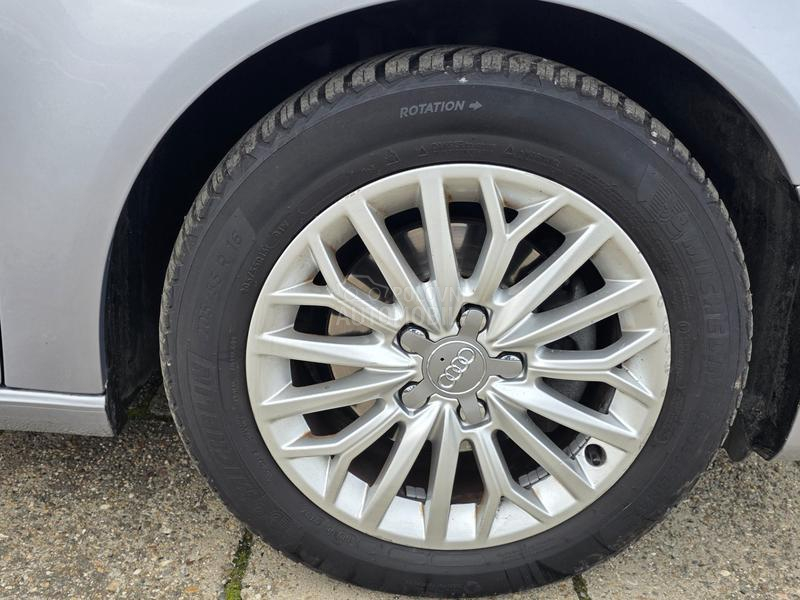 Audi A3 2.0tdi LED/NAV I