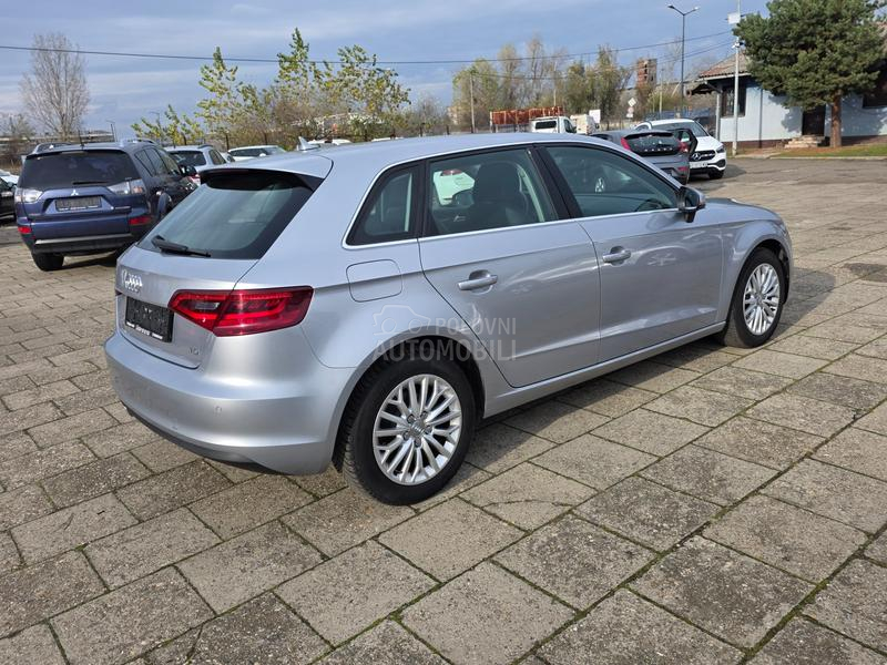 Audi A3 2.0tdi LED/NAV I