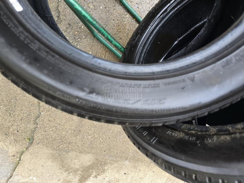 Michelin 215/55 R17 Letnja
