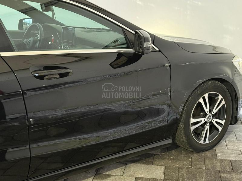Mercedes Benz CLA 180 