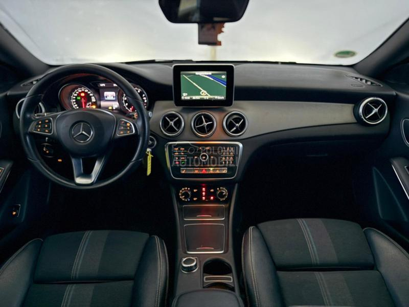 Mercedes Benz CLA 180 
