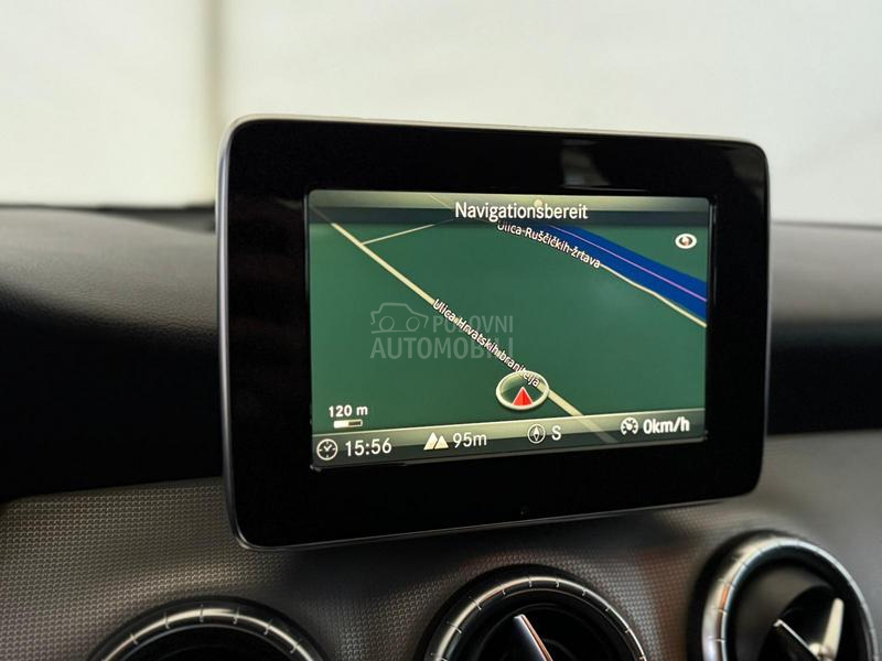 Mercedes Benz CLA 180 