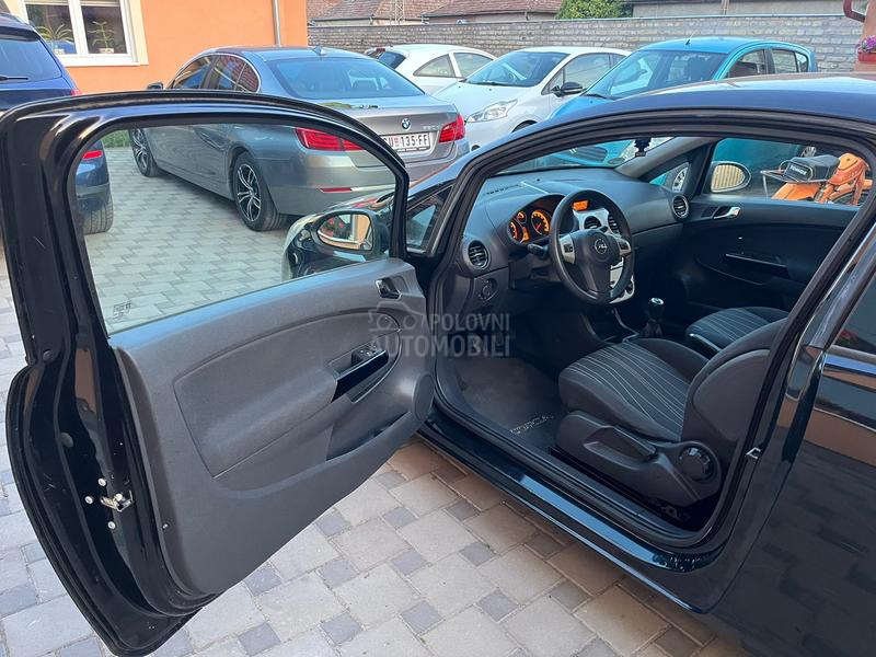 Opel Corsa D 1.2 16v
