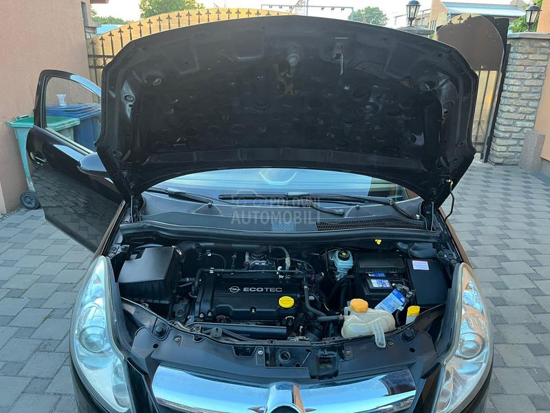 Opel Corsa D 1.2 16v