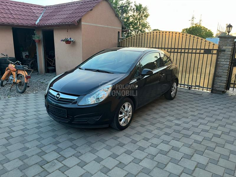 Opel Corsa D 1.2 16v