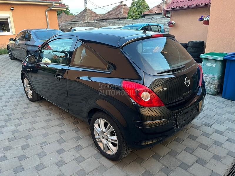 Opel Corsa D 1.2 16v