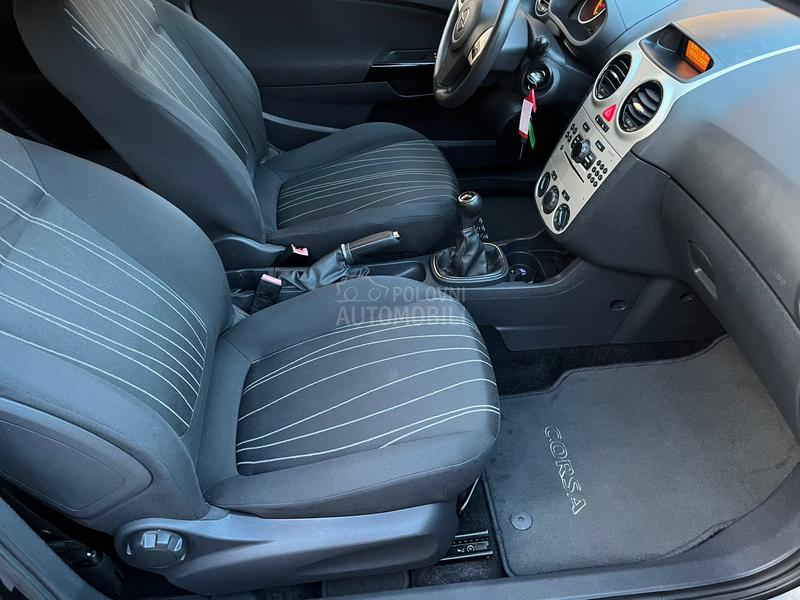 Opel Corsa D 1.2 16v