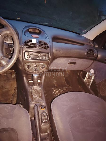 Peugeot 206 1.1