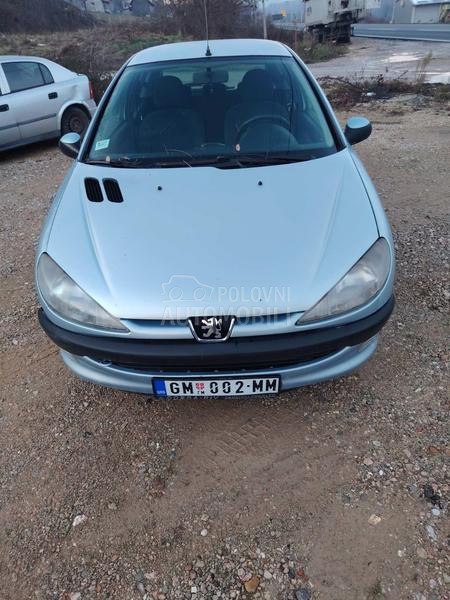 Peugeot 206 1.1