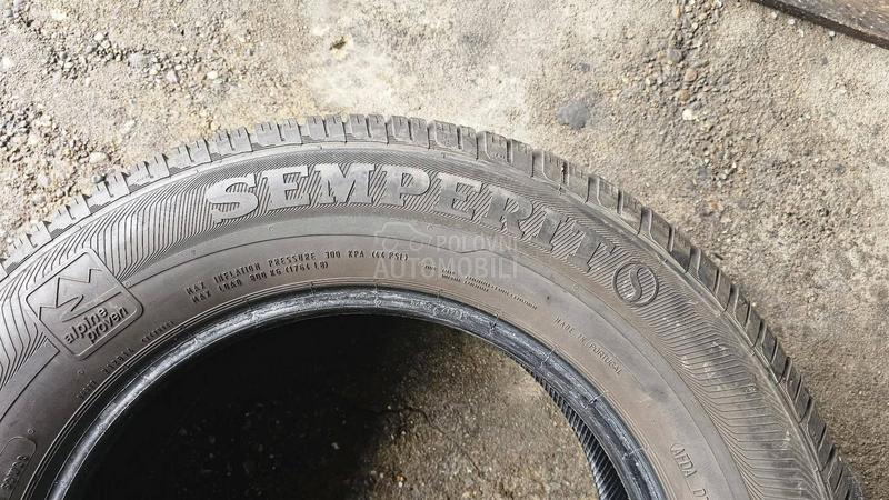 Semperit 215/70 R16 Zimska