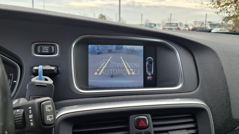 Volvo V40 P R E M I U M 1of1