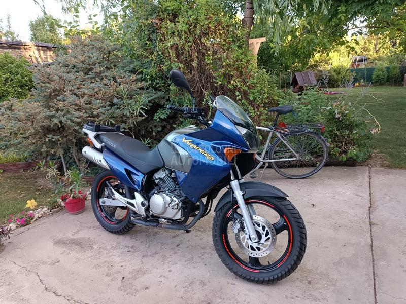 Honda Varadero 125 XL