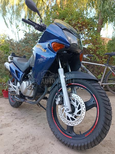 Honda Varadero 125 XL