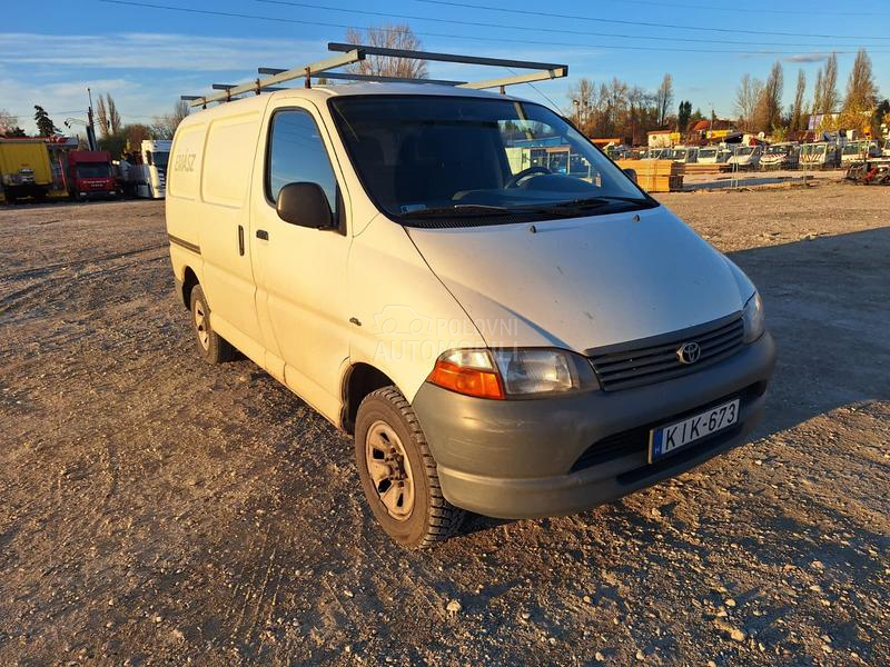 Toyota Hi-Ace 150 2.5 D 4x4